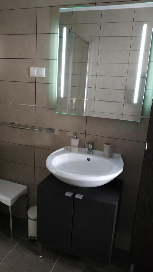 Apartman Katnic By The Beach Crikvenica Ngoại thất bức ảnh